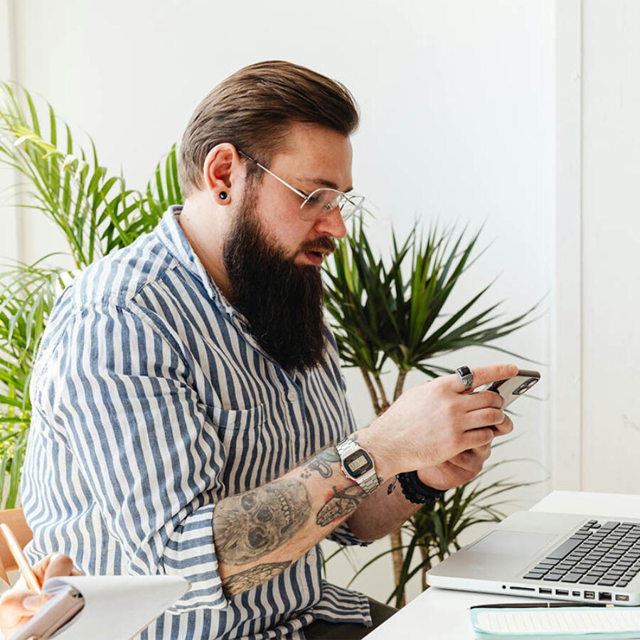 Pexels karola g 7876705